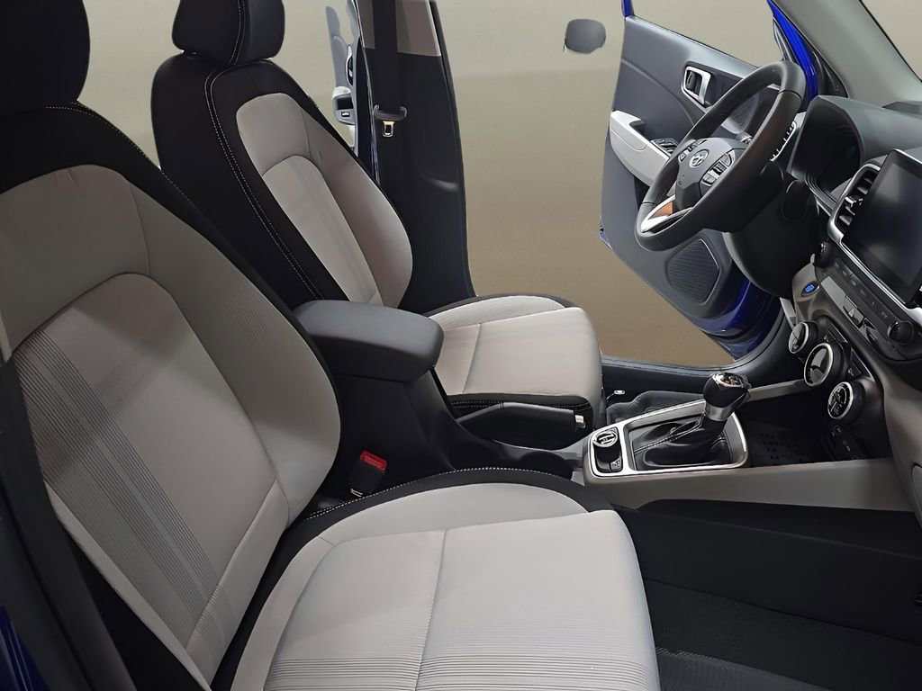 Used 2026 Hyundai Venue SEL FWD image 20