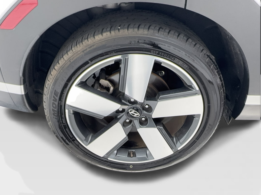 Used 2024 Hyundai Santa Fe Limited AWD/4WD image 17