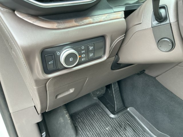 Used 2021 Ford Explorer Platinum w/ Equipment Group 601A AWD/4WD image 26
