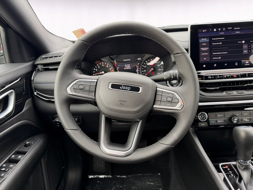 New 2026 Jeep Compass Latitude AWD/4WD image 12
