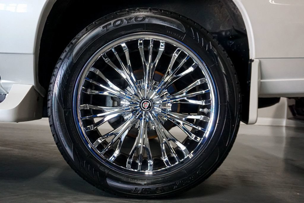 Used 2004 Cadillac Escalade EXT AWD/4WD image 30