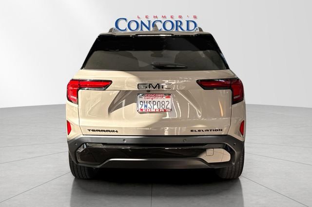 Used 2026 GMC Terrain Elevation w/ Black Edition image 5