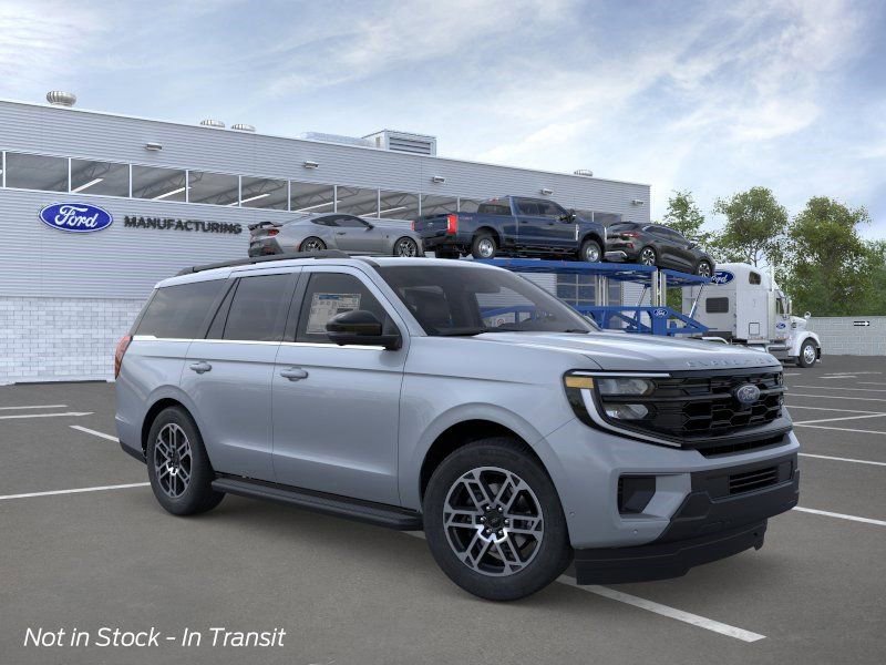 New 2026 Ford Expedition Active RWD image 7
