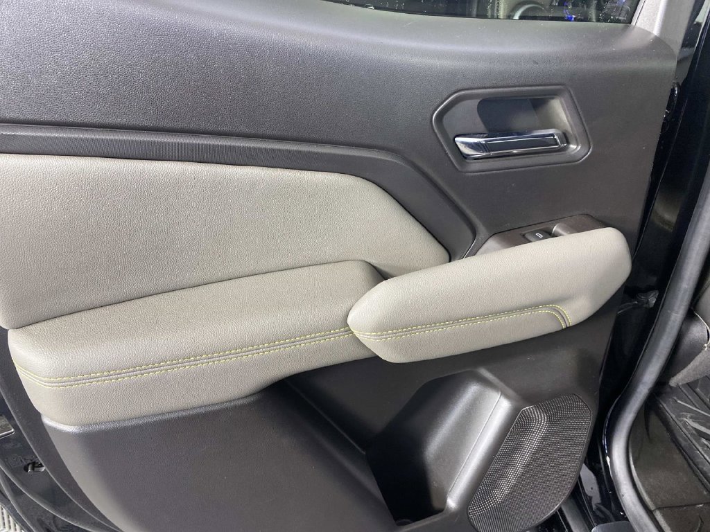 Used 2023 Chevrolet Colorado ZR2 w/ ZR2 Convenience Package III AWD/4WD image 29