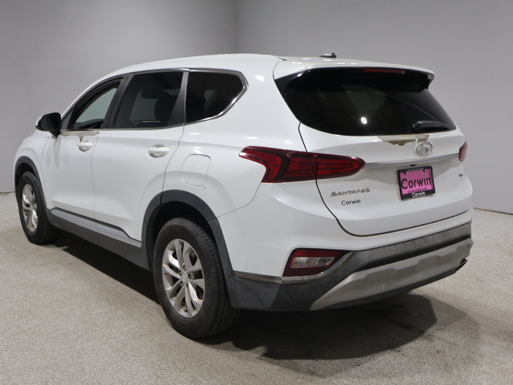 Used 2019 Hyundai Santa Fe SE AWD/4WD image 5
