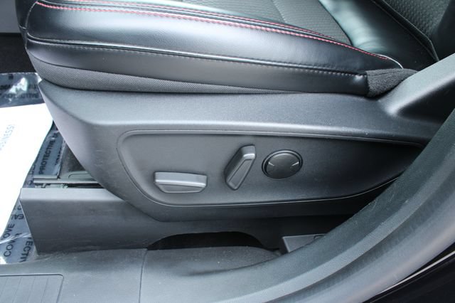 Used 2024 Ford Escape ST-Line w/ Tech Pack #1 AWD/4WD image 13