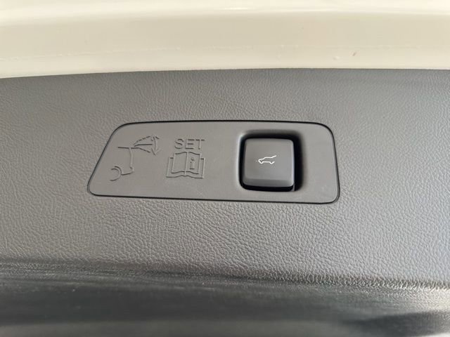 Used 2025 Lincoln Corsair Reserve w/ Equipment Group 202A image 36