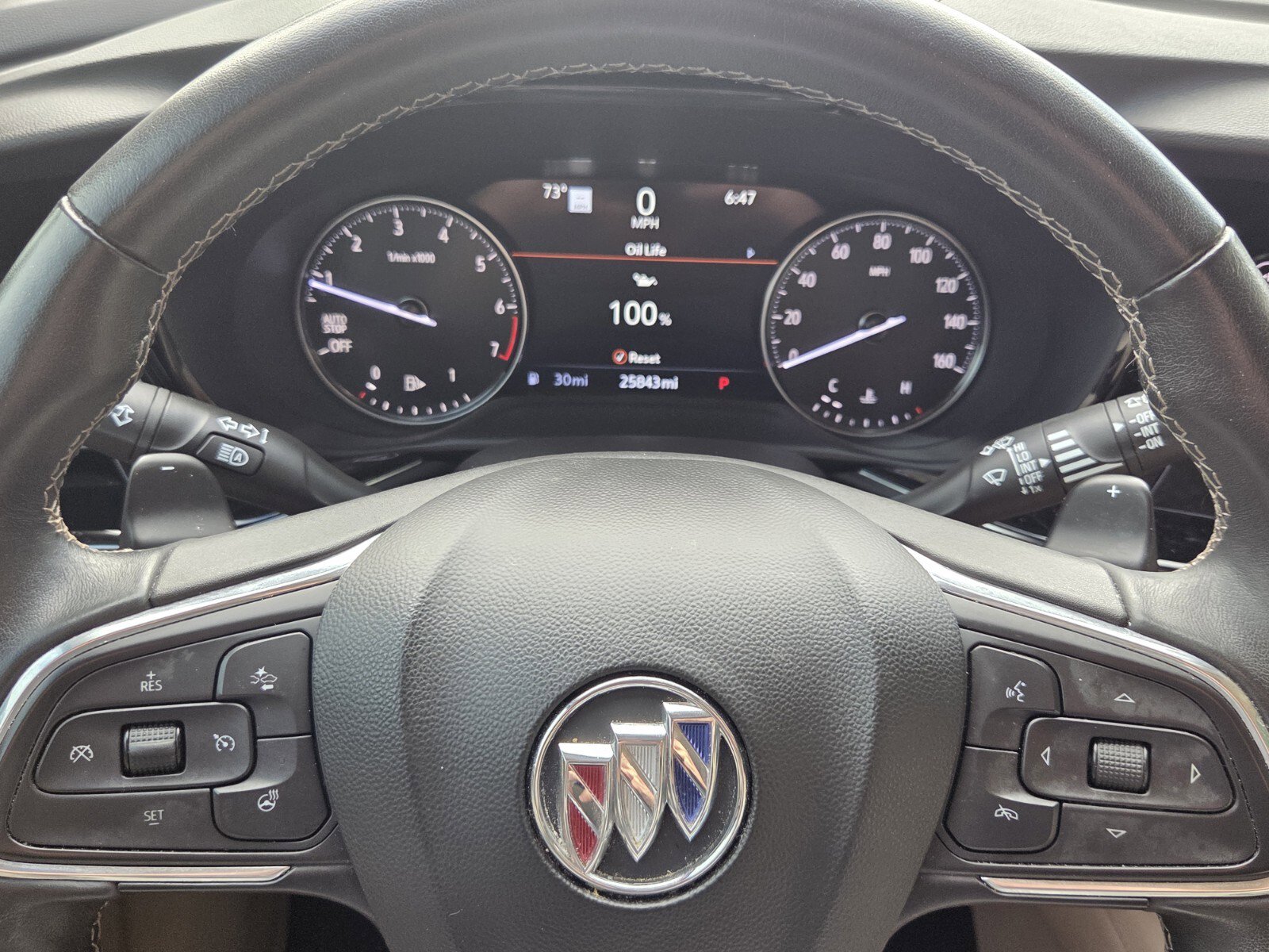 Used 2023 Buick Envision Avenir image 19