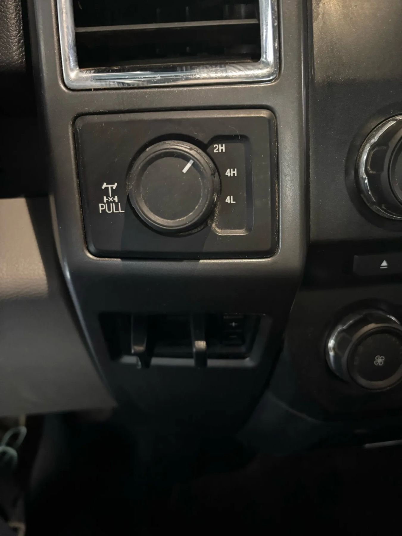 Used 2017 Ford F250 XLT w/ XLT Value Package image 43