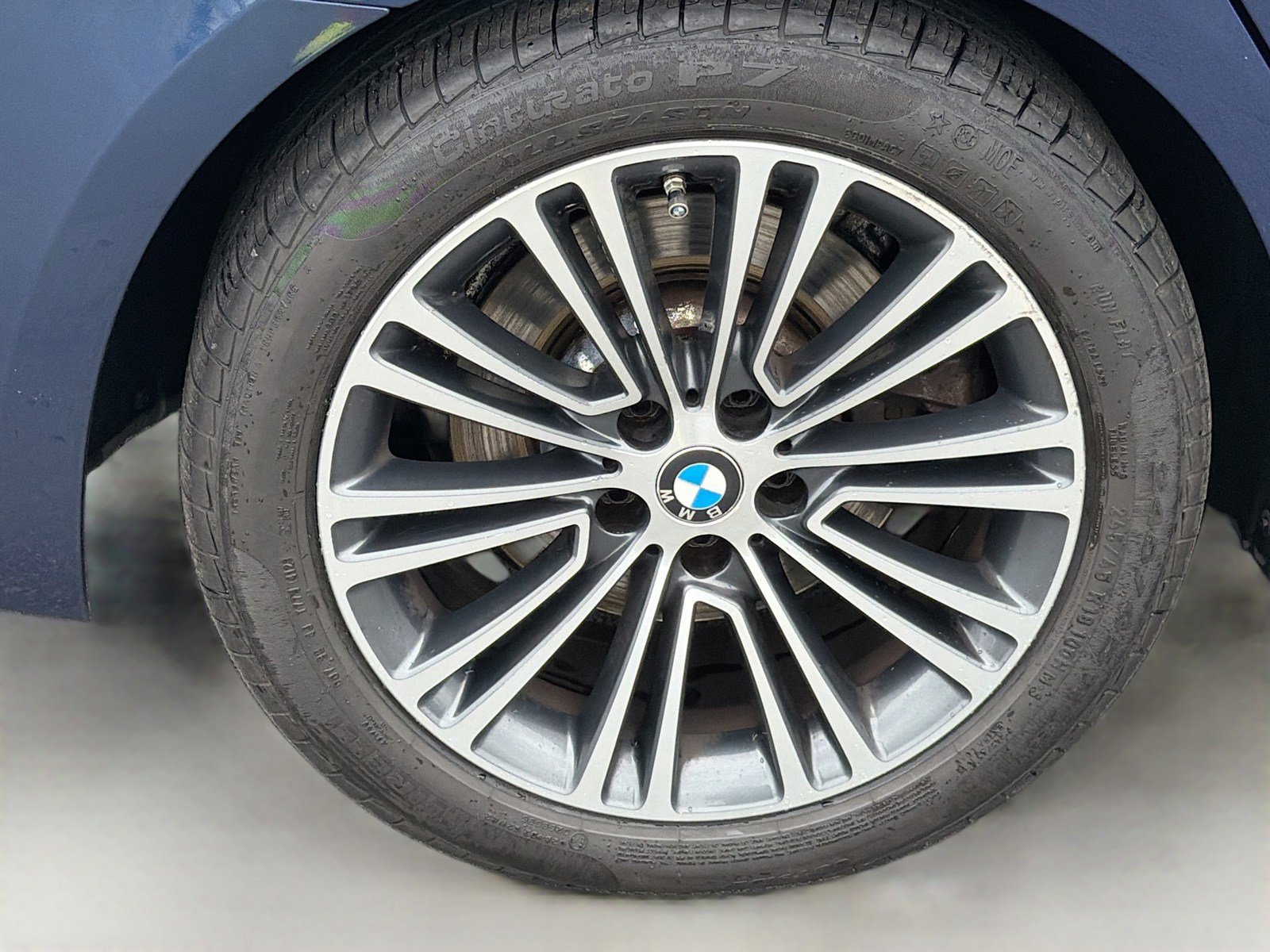 Used 2017 BMW 530i xDrive AWD/4WD image 9