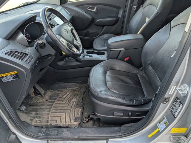 Used 2012 Hyundai Tucson Limited w/ Premium Pkg image 2