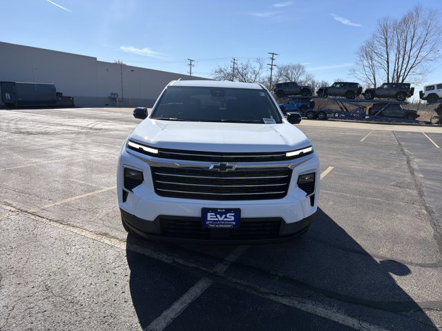 New 2026 Chevrolet Traverse LT image 2
