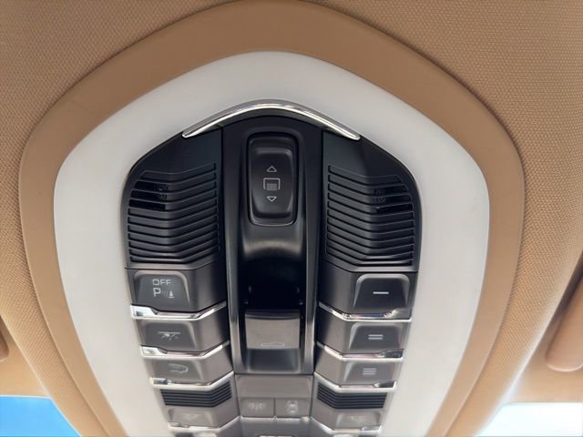 Used 2017 Porsche Macan S AWD/4WD image 38