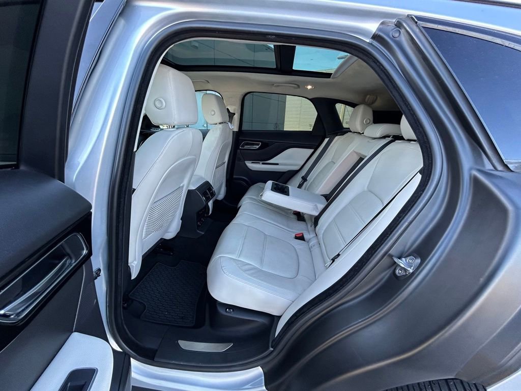 Used 2019 Jaguar F-PACE Prestige image 60