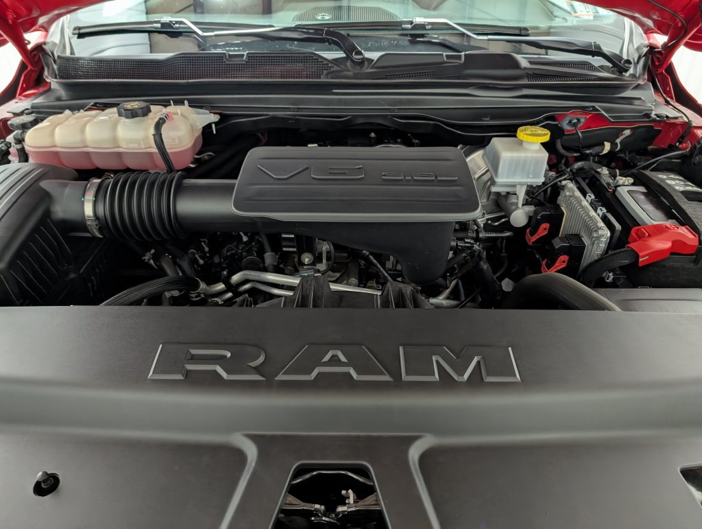 Used 2023 RAM 1500 Big Horn AWD/4WD image 30
