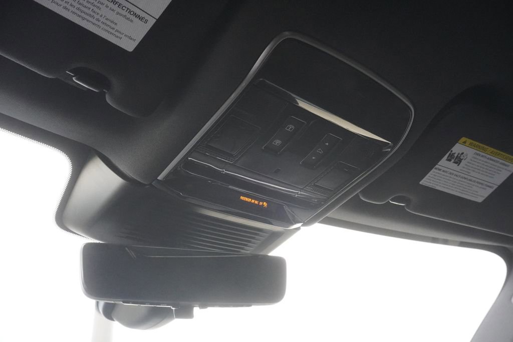 Used 2024 Land Rover Range Rover Sport Dynamic SE image 16