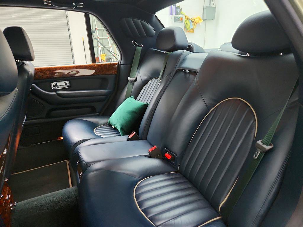 Used 2000 Bentley Arnage Red Label image 21