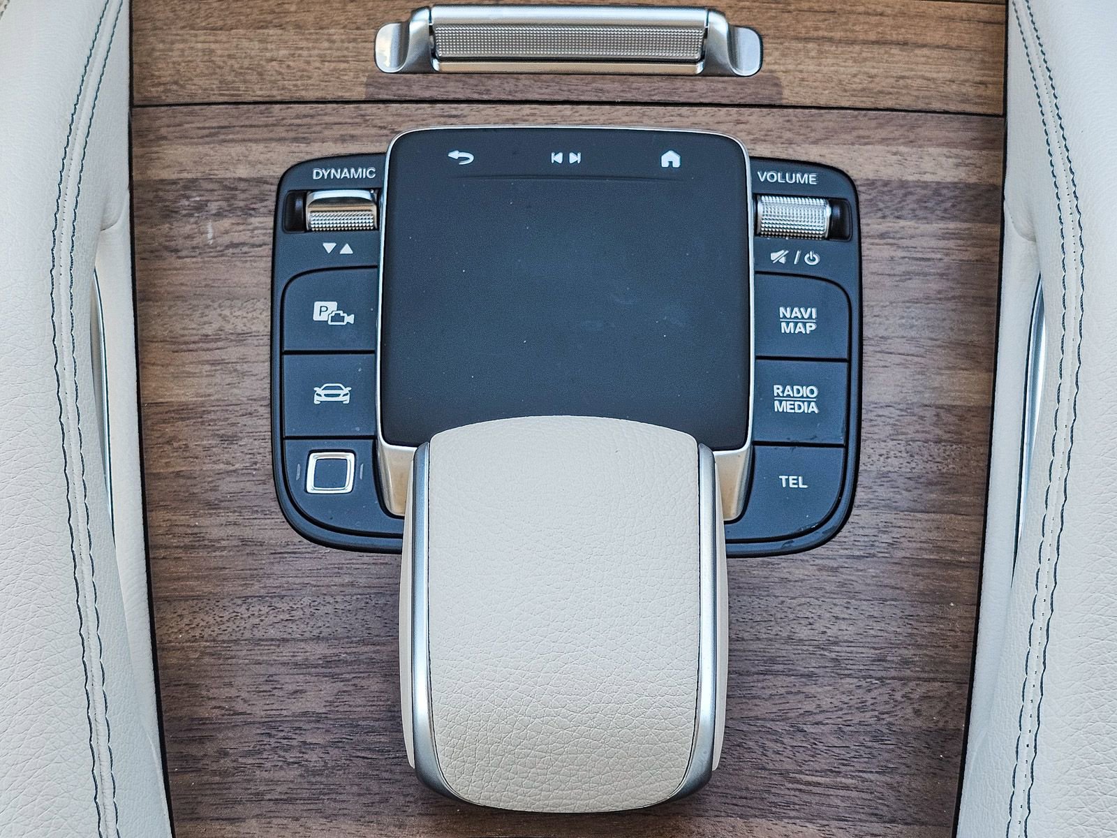 Certified 2025 Mercedes-Benz GLE 350 4MATIC image 14