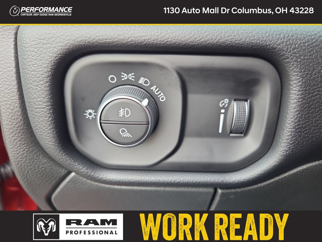 New 2026 RAM 2500 Big Horn AWD/4WD image 33