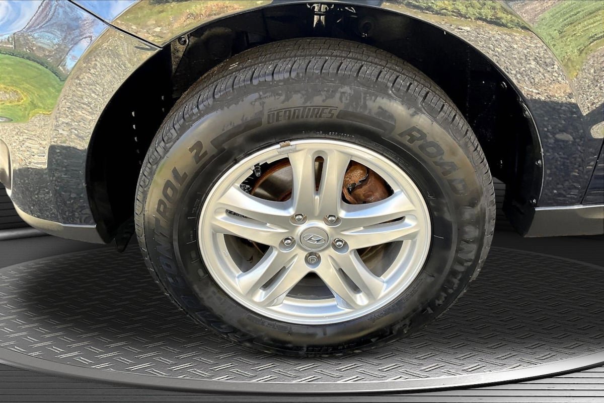 Used 2010 Hyundai Santa Fe GLS image 33