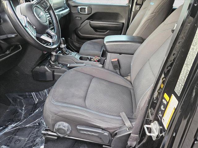 Used 2022 Jeep Wrangler Unlimited Rubicon 4xe image 16