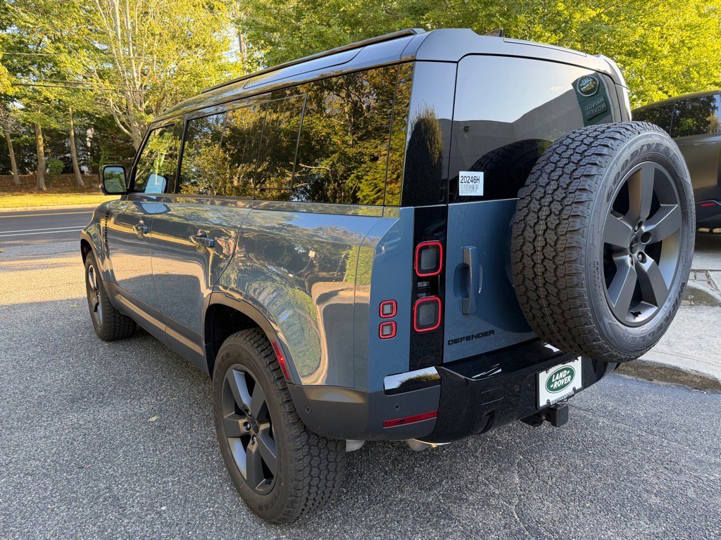 New 2026 Land Rover Defender 110 S image 3