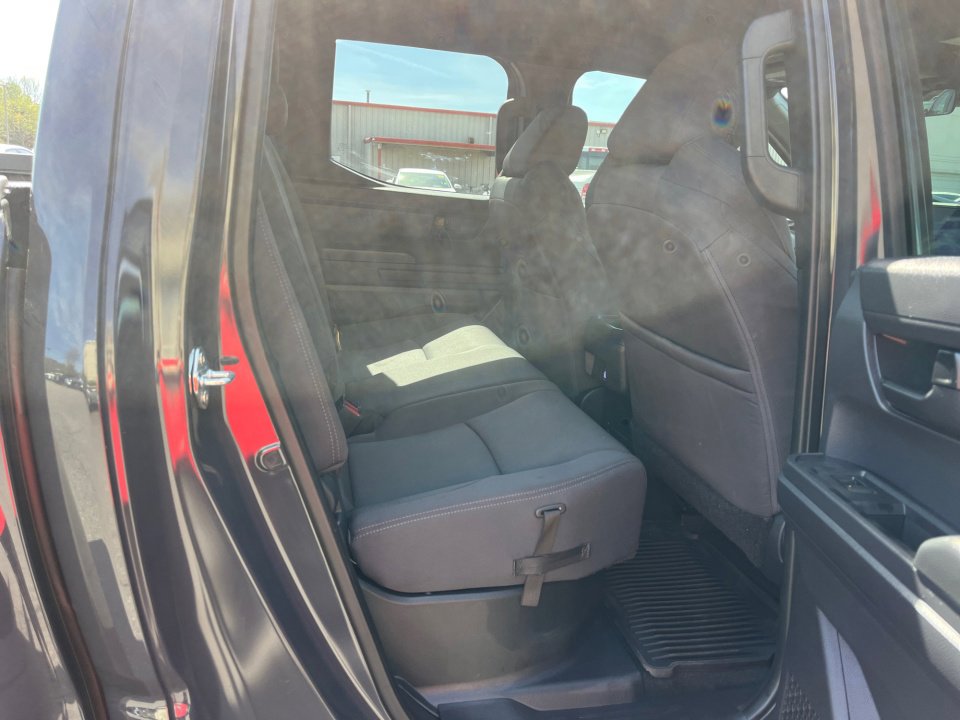 Certified 2025 Toyota Tacoma SR5 image 33