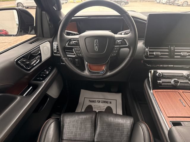 Used 2024 Lincoln Navigator Black Label AWD/4WD image 12