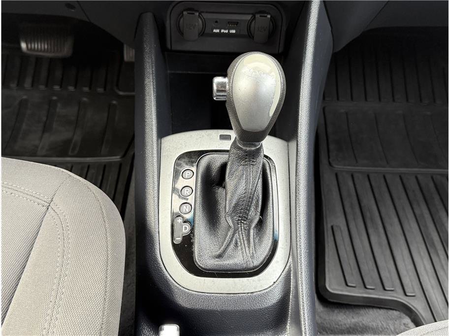 Used 2014 Kia Rio EX image 11