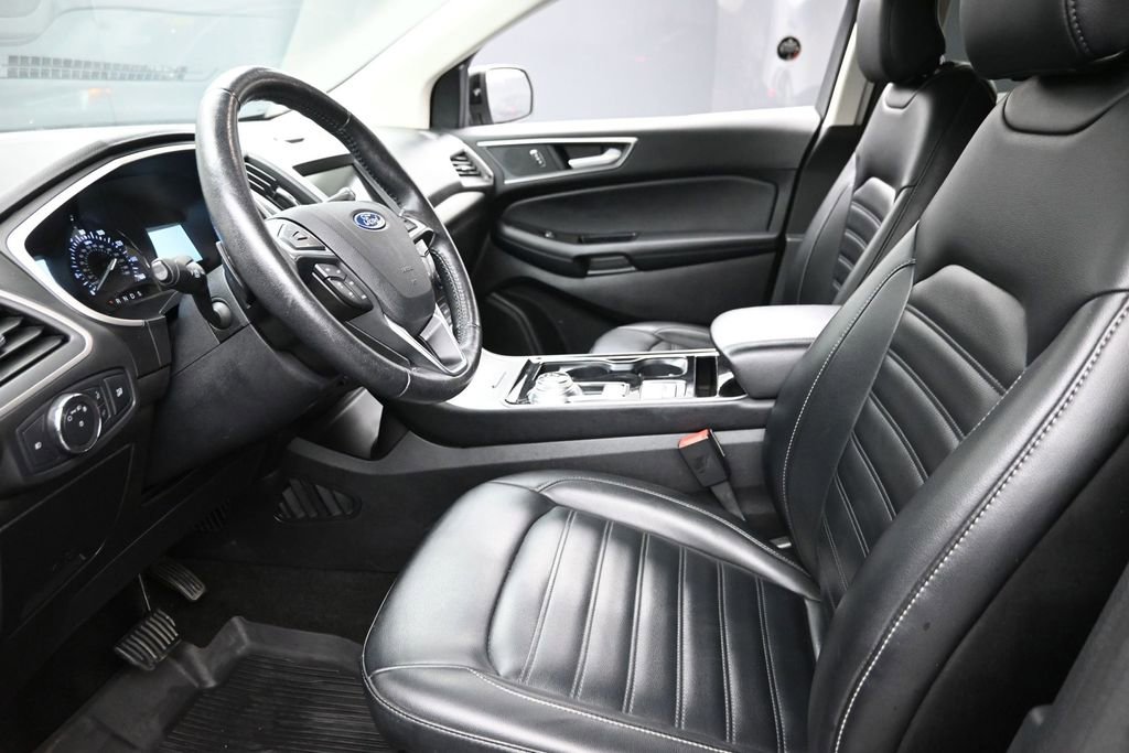 Used 2019 Ford Edge SEL w/ Equipment Group 201A AWD/4WD image 15