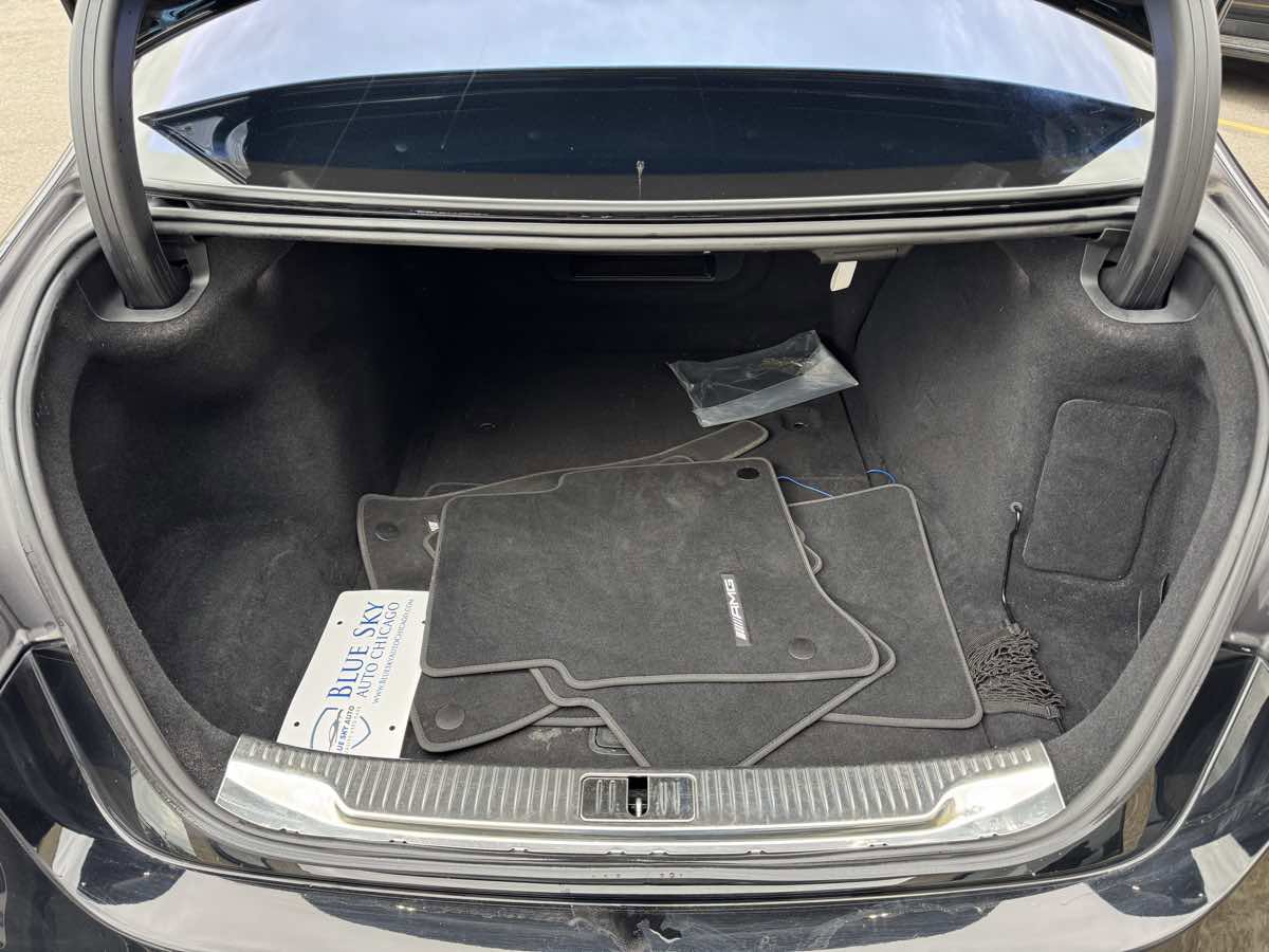 Used 2022 Mercedes-Benz S 580 4MATIC Sedan w/ AMG Line Package image 47