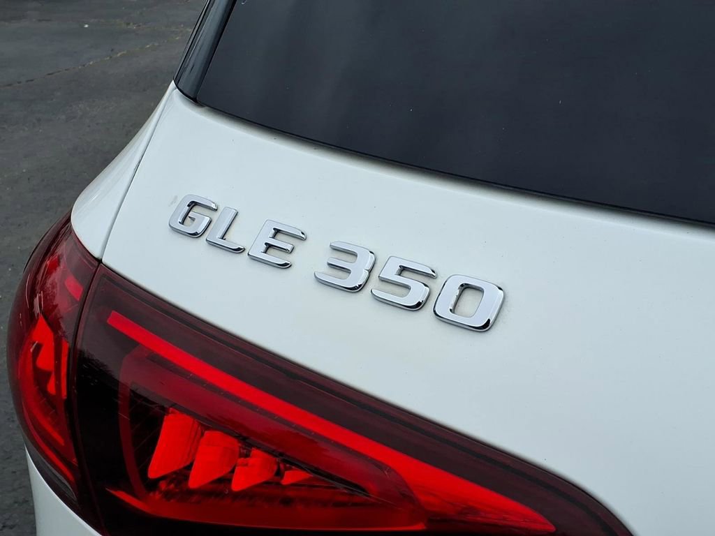 Used 2023 Mercedes-Benz GLE 350 w/ Premium Package image 31