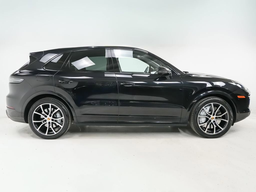 Certified 2020 Porsche Cayenne Turbo AWD/4WD image 9