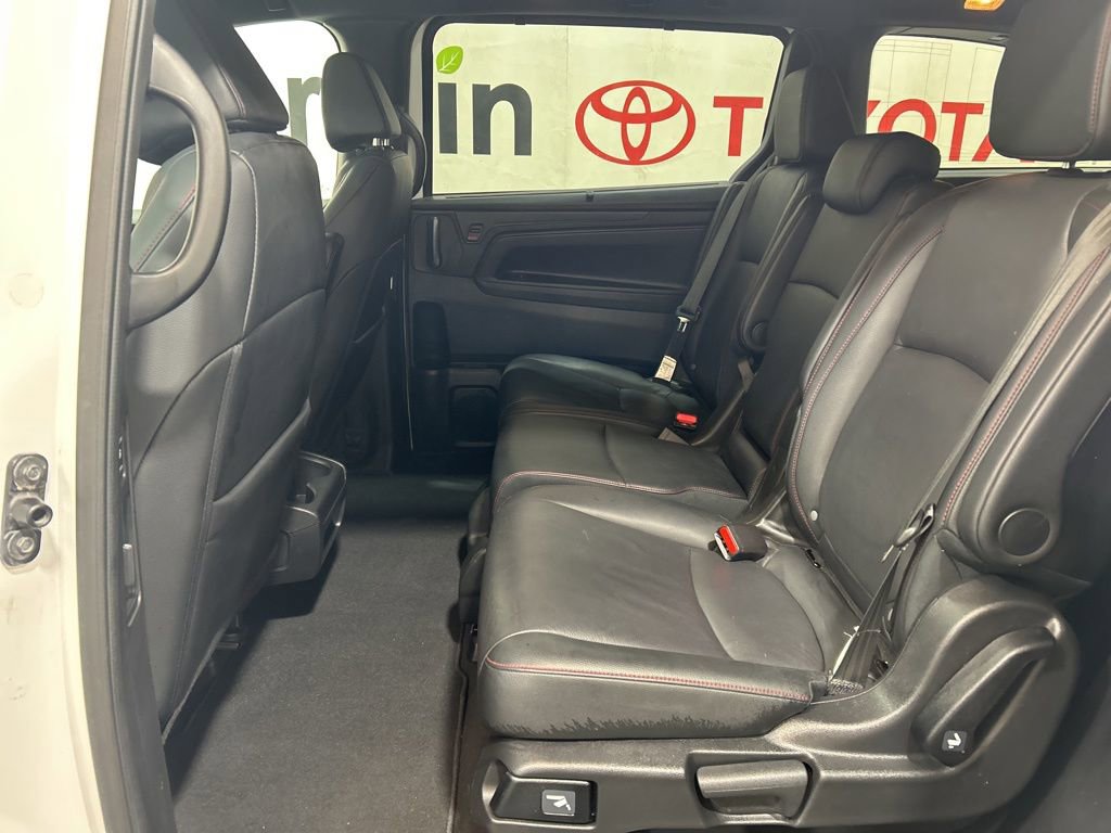 Used 2025 Honda Odyssey Sport-L image 19