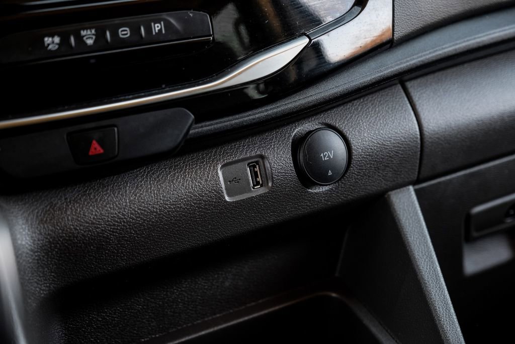 Used 2024 Ford Transit 350 XLT image 23