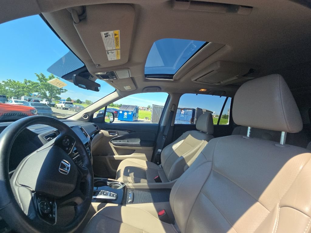 Used 2020 Honda Pilot Elite image 15