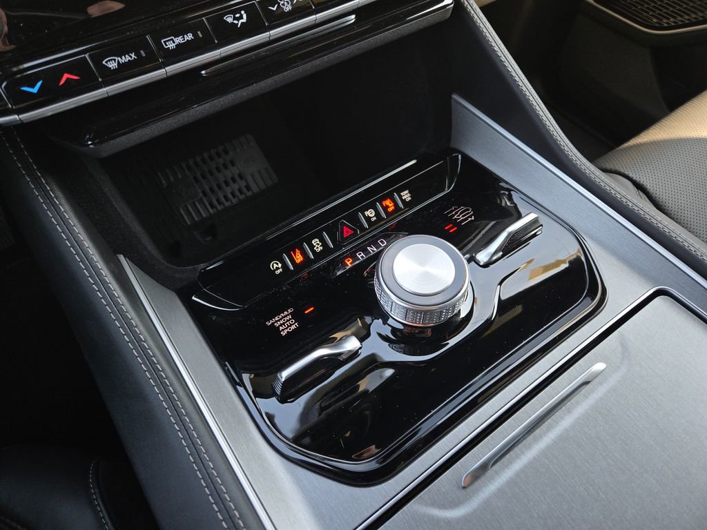 New 2026 Jeep Grand Wagoneer Limited AWD/4WD image 23