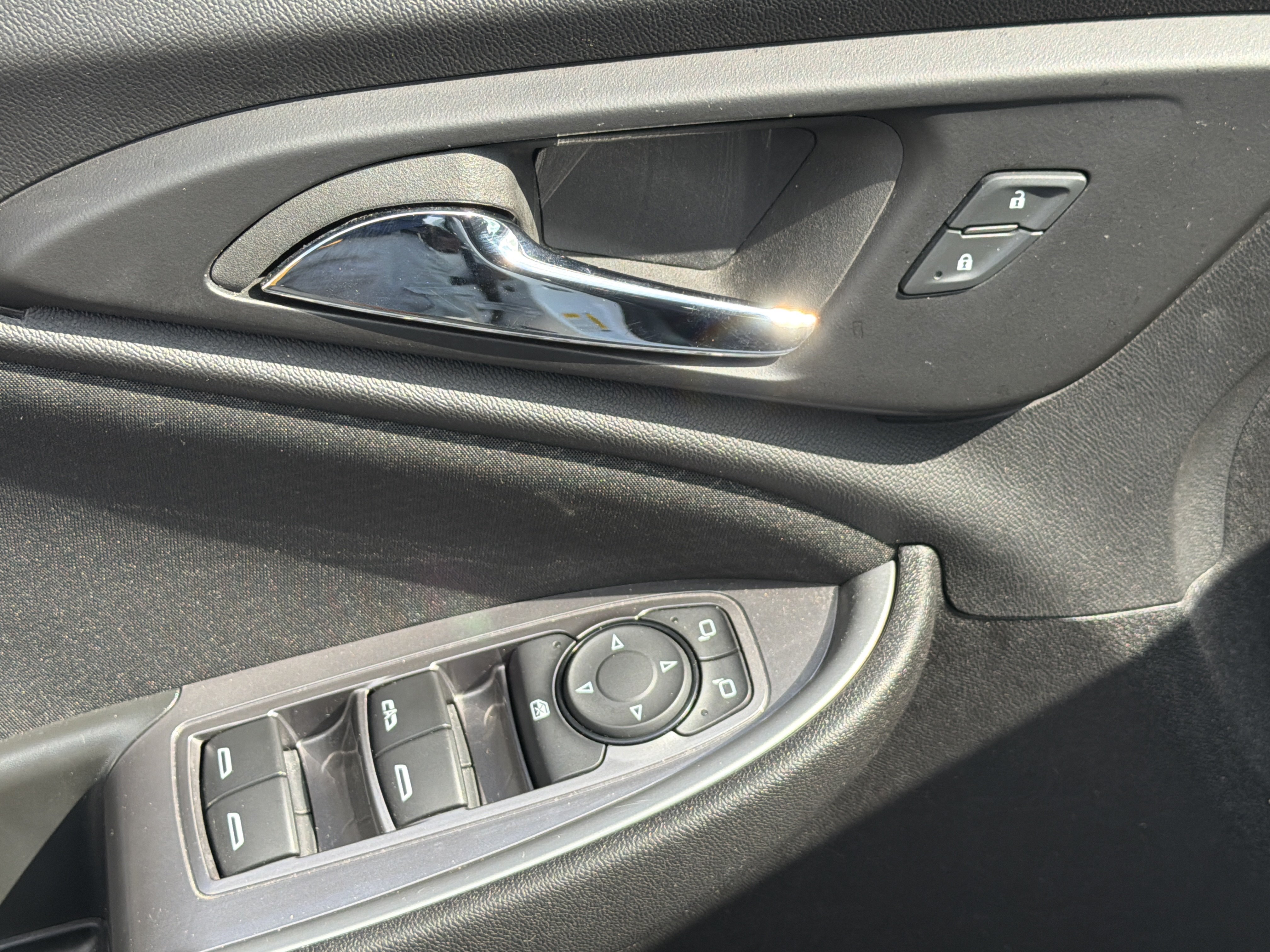 Used 2024 Chevrolet Malibu LT FWD image 18
