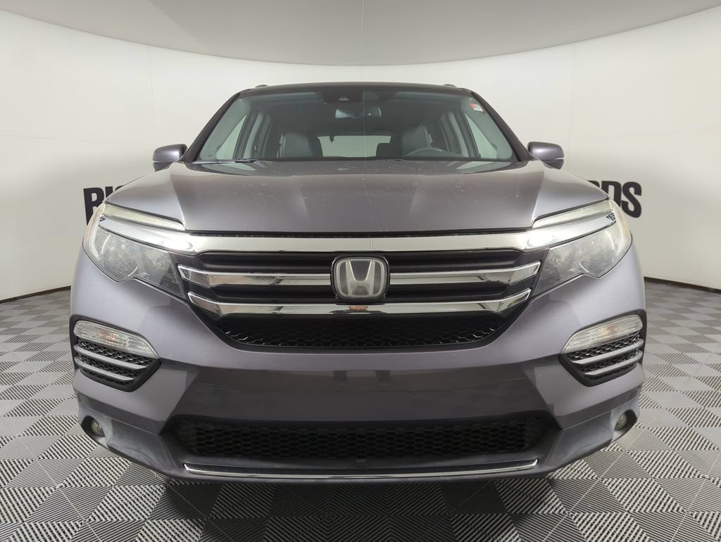 Certified 2017 Honda Pilot Touring image 3