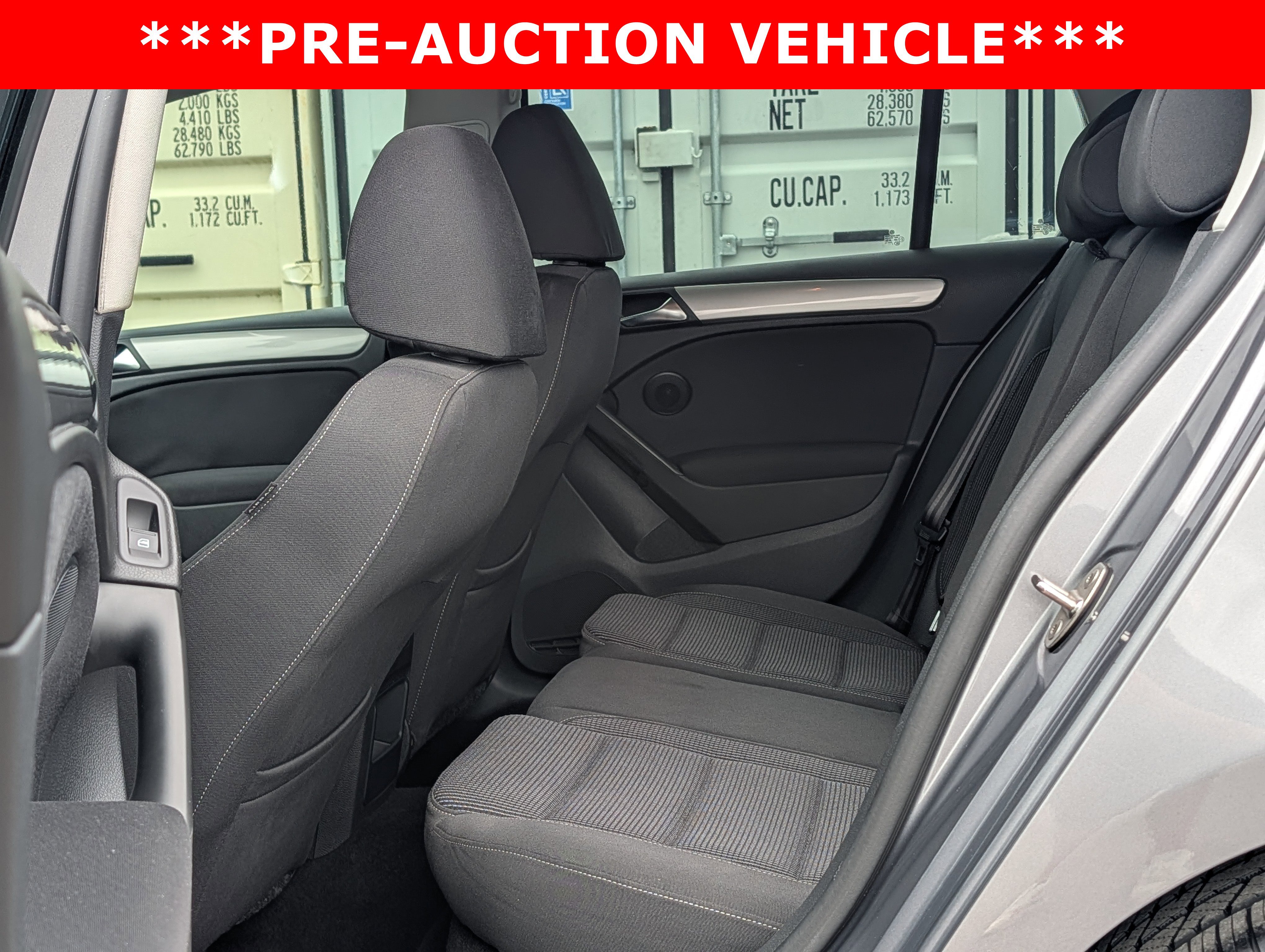 Used 2013 Volkswagen Golf 4-Door FWD image 14