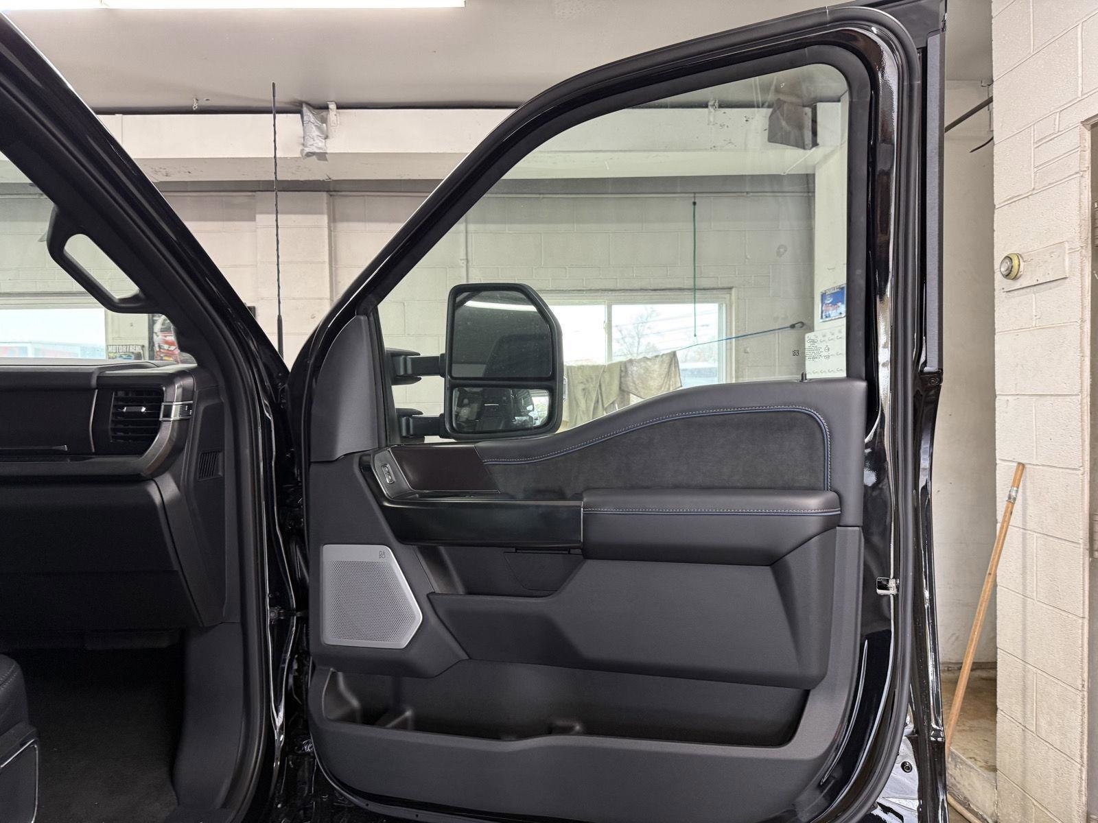 New 2026 Ford F350 Platinum image 25