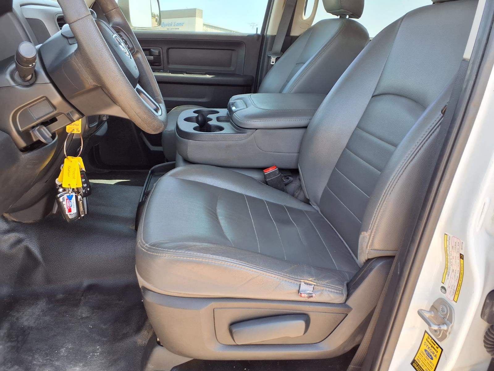 Used 2018 RAM 2500 Tradesman w/ Chrome Appearance Group image 9