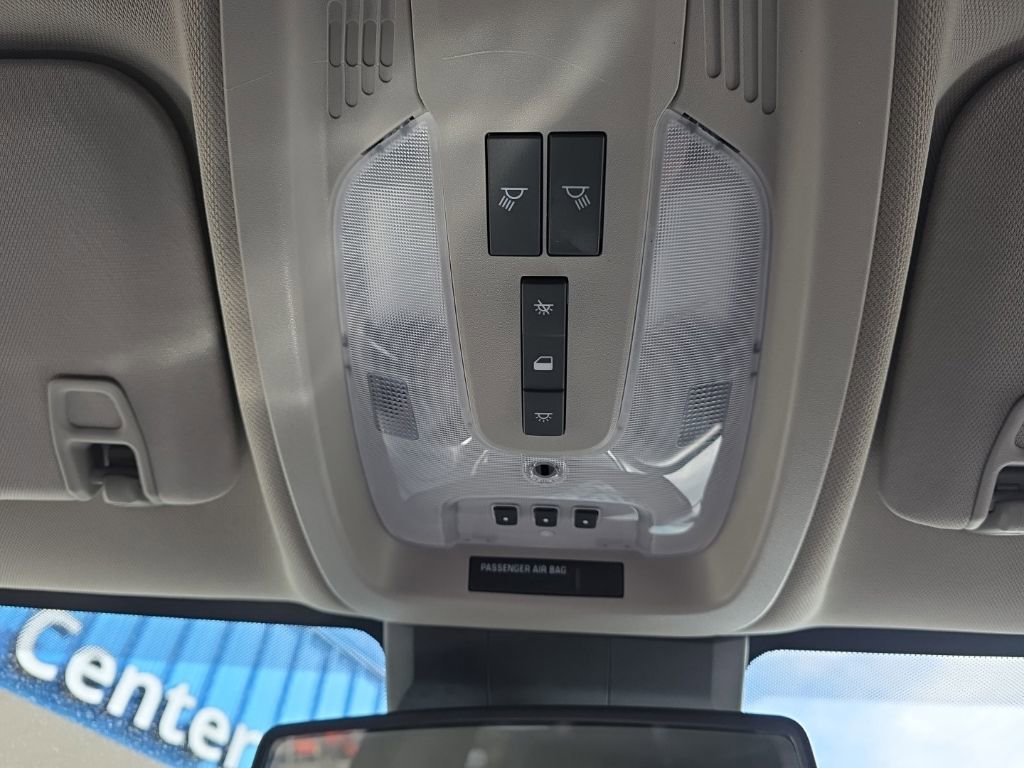 Used 2017 Chevrolet Equinox LT w/ Convenience Package FWD image 25