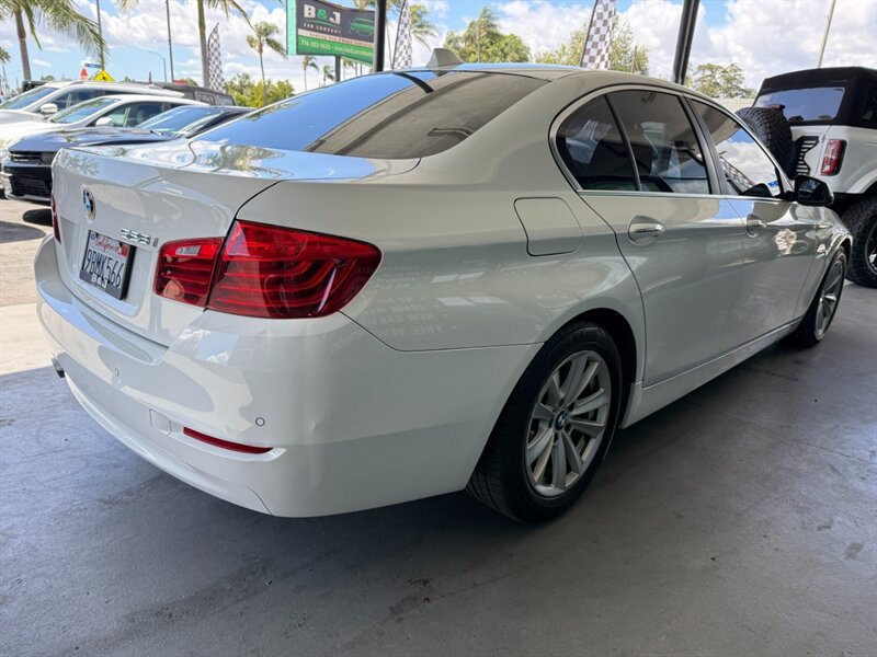 Used 2014 BMW 528i Sedan RWD image 9