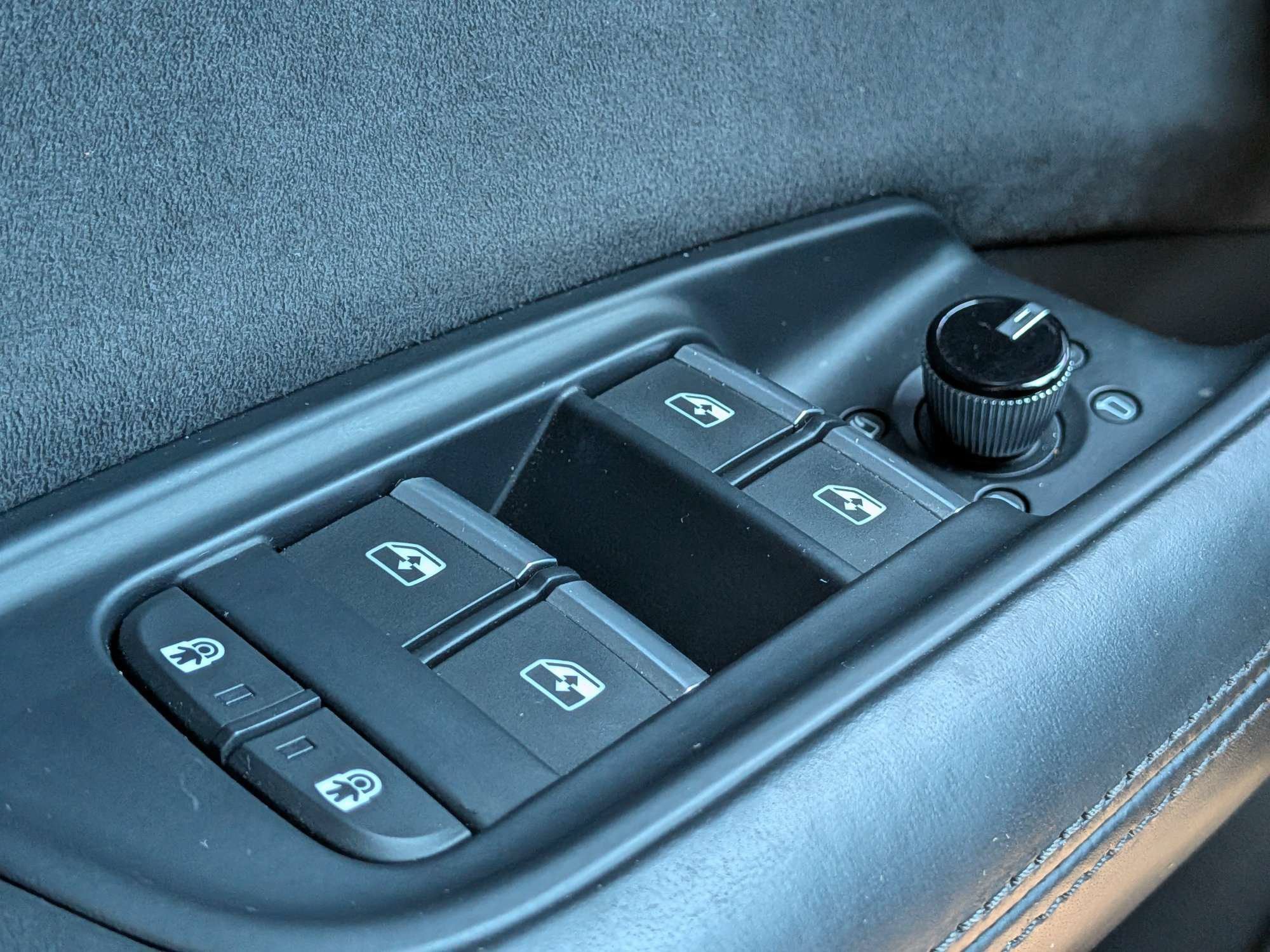 Used 2022 Audi RS Q8 w/ Interior Protection Package AWD/4WD image 25