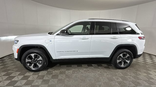 Used 2023 Jeep Grand Cherokee 4WD 4xe video 5