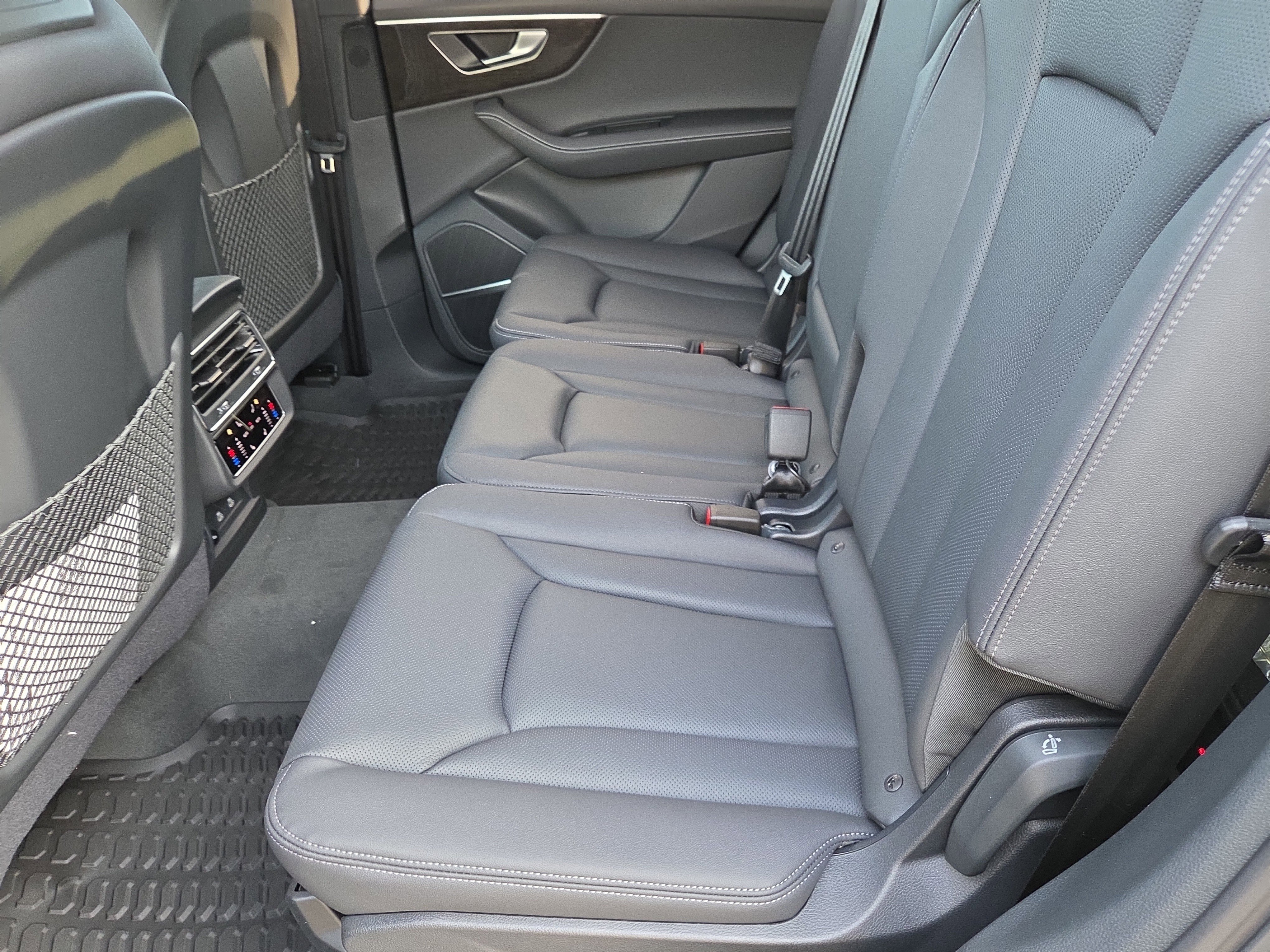 New 2026 Audi Q7 3.0T Premium Plus image 6