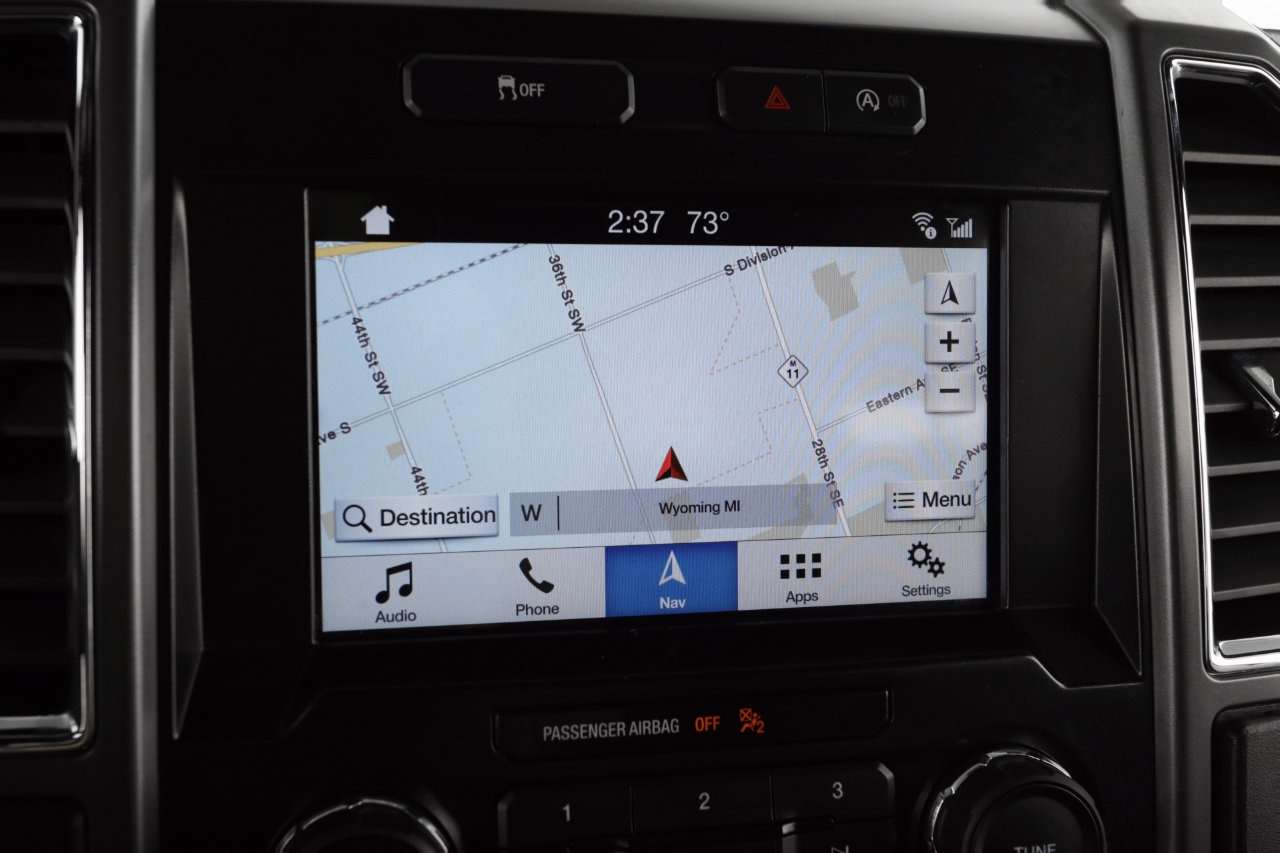 Used 2016 Ford F150 XLT w/ Equipment Group 302A Luxury image 19