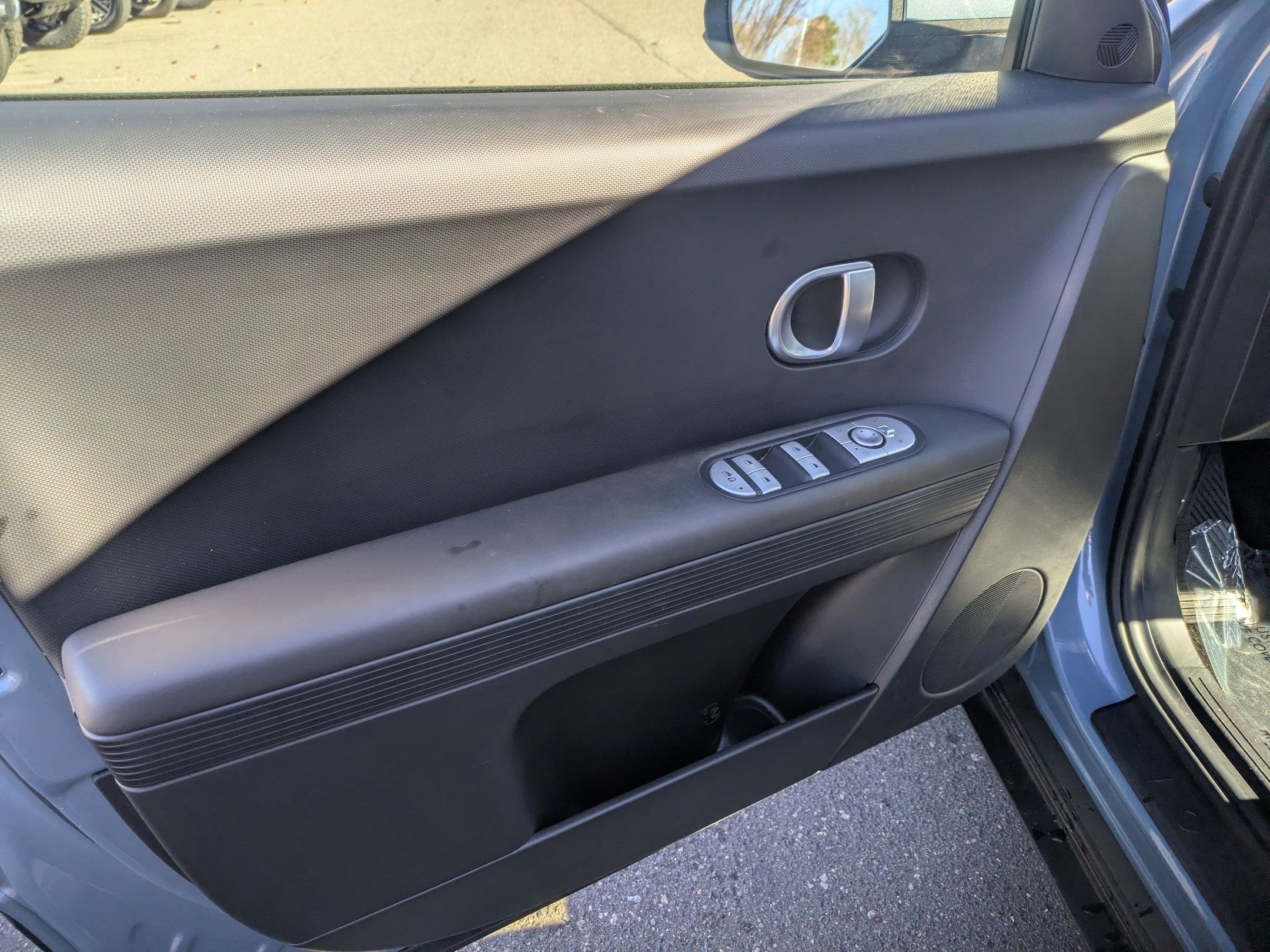 Used 2023 Hyundai Ioniq 5 SE image 17