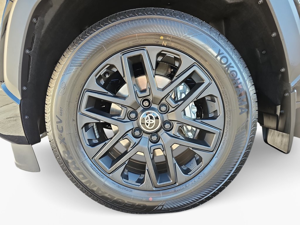 Certified 2026 Toyota Sequoia Limited w/ Tow Technology Package AWD/4WD image 24